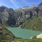Piccolo Ξενοδοχείο Muralto