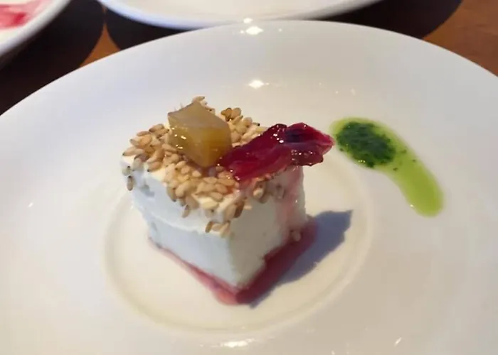 ホテル ピッコロ Muralto